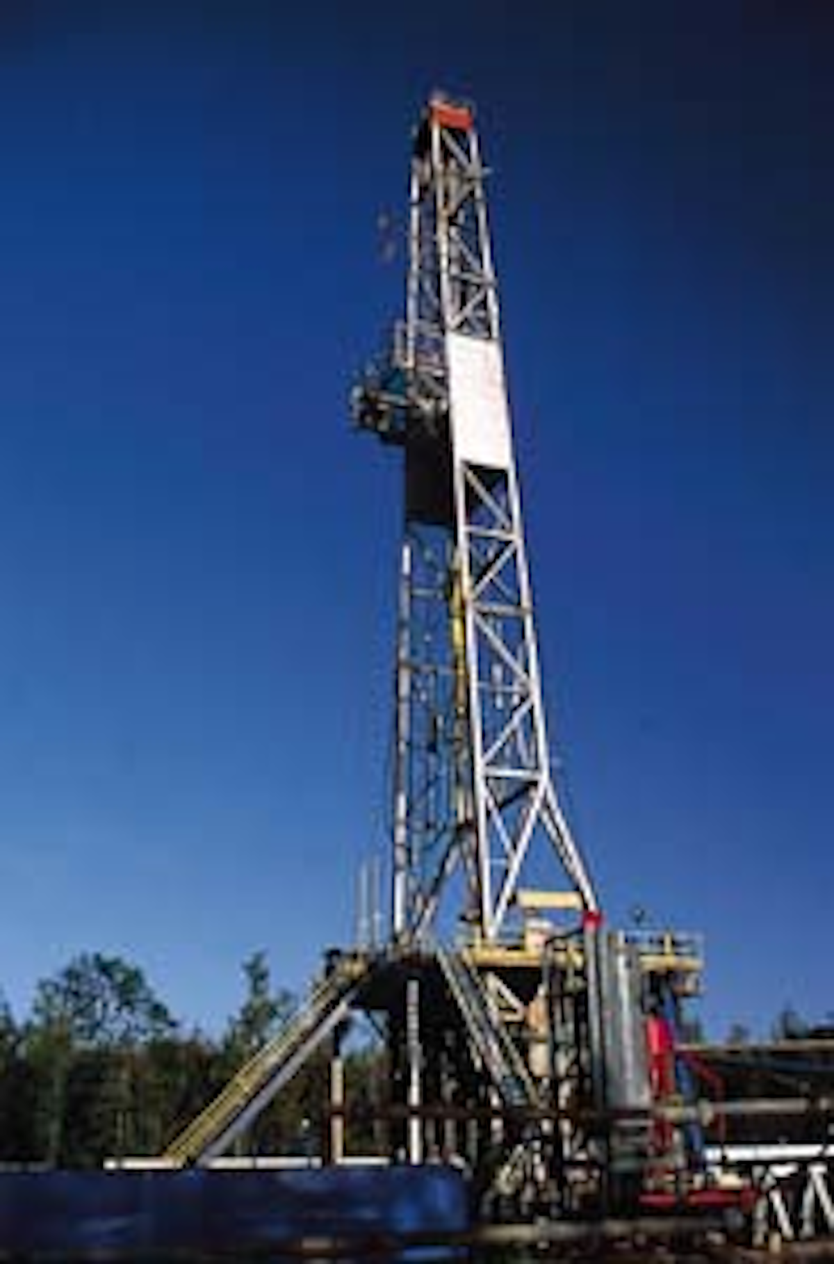 TEXAS BROOKELAND OIL FIELD GROWS INTO LOUISIANA Oil & Gas Journal