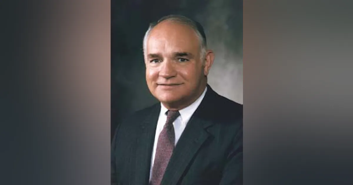 Peter George Rfg MANAGEMENT PERSPECTIVE RFG ERA POSES BIG QUESTIONS FOR U.S. REFINING ...