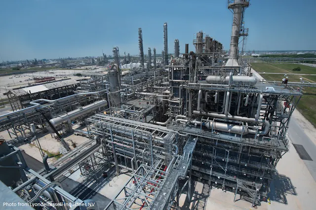 https://img.ogj.com/files/base/ebm/ogj/image/2016/09/content_dam_ogj_online_articles_2016_09_lyondellbasell_la_porte_complex.png?auto=format%2Ccompress&fit=max&q=45&w=640&width=640