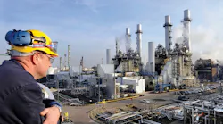 Content Dam Ogj Online Articles 2017 08 Royal Dutch Shell Plc Pernis Refinery 2