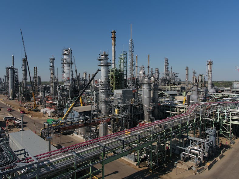 Flint Hills Resources Pine Bend LLC has completed a collection of projects at its 332,000-b/d Pine Bend refinery in Rosemount, Dakota County, Minn.