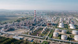 Serbia&rsquo;s Naftna Industrija Srbije JSC Novi Sad let a contract to McDermott International to deliver technology licensing for an upgrade of the existing fluid catalytic cracker at its 96,400-b/d refinery at Pancevo.