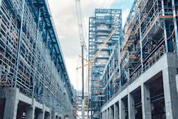 Construction at PJSC Gazprom Neft's 430,000-b/d Omsk refinery in Western Siberia. Construction at PJSC Gazprom Neft's 430,000-b/d Omsk refinery in Western Siberia.