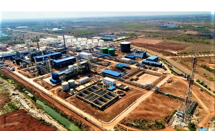 Lao Petroleum & Chemical Co. Ltd.'s grassroots 3-million tpy refinery in Vientiane, Laos.