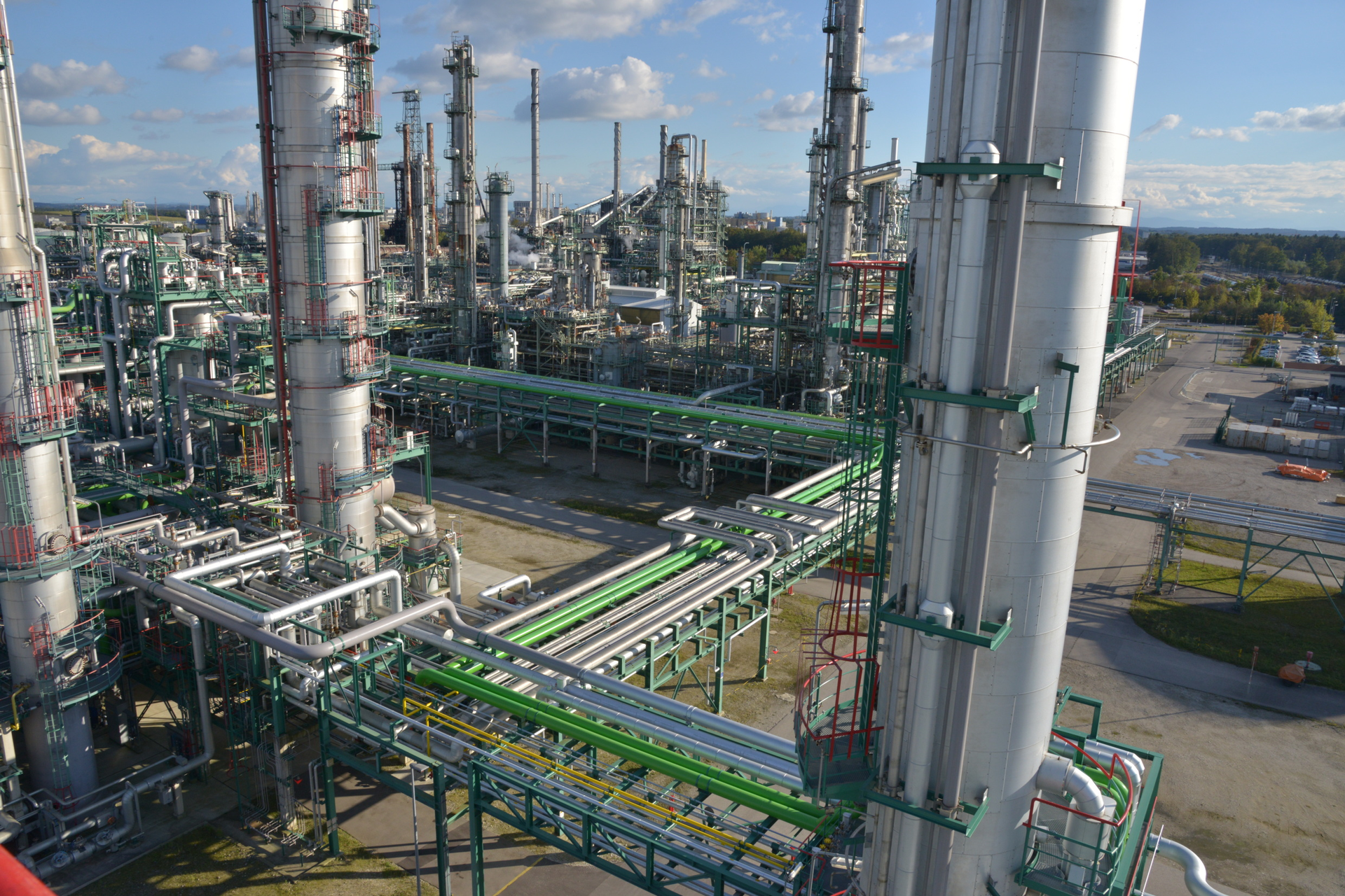 OMV Deutschland GMBH&rsquo;s 3.8-million tonnes/year Burghausen refinery on the German-Austrian border in Bavaria, Germany.