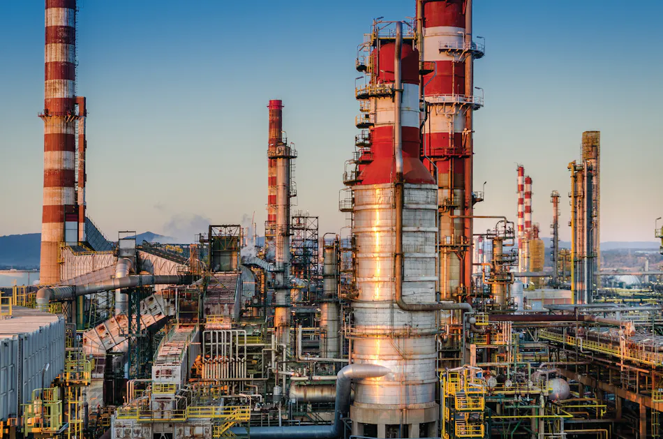 Repsol’s Tarragona complex produces first batch of biojet fuel | Oil ...