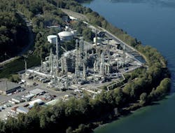 Parkland Refining (B.C.) Ltd.’s 55,000-b/d refinery on Burrard Inlet in North Burnaby, near North Vancouver, BC. Parkland Refining (B.C.) Ltd.’s 55,000-b/d refinery on Burrard Inlet in North Burnaby, near North Vancouver, BC.