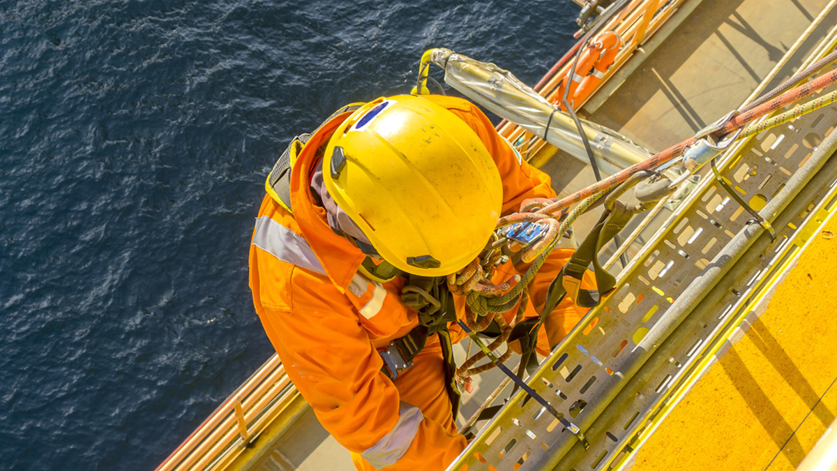 Selecting PPE for the oil & gas industry Oil & Gas Journal