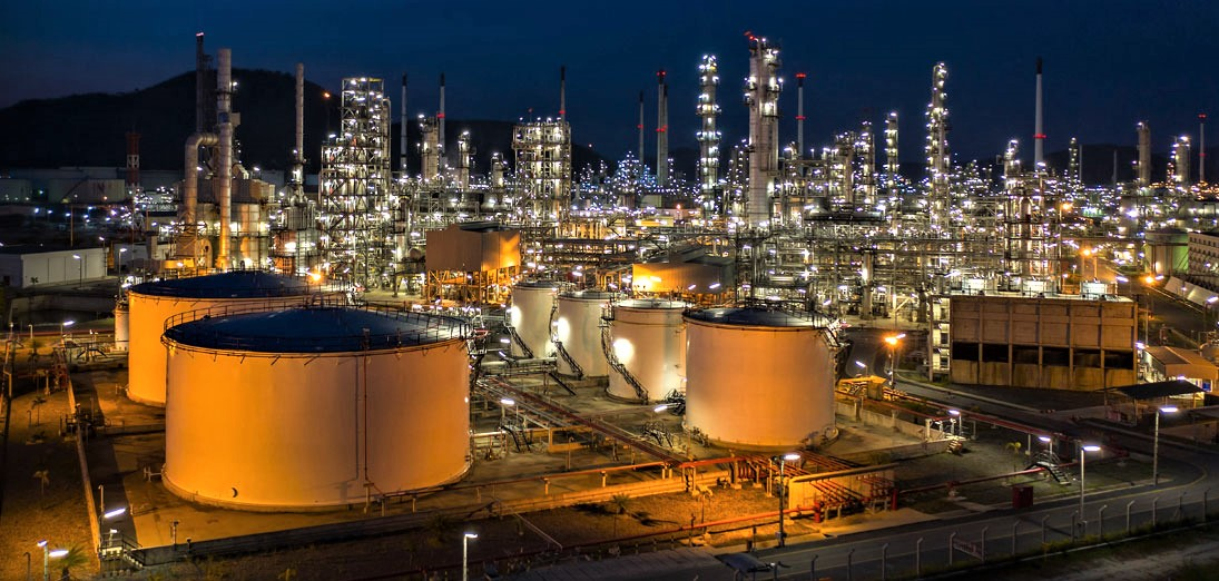 Abu Dhabi National Oil Co. (ADNOC) Sour Gas's Shah gas processing complex at Shah sour gas-condensate onshore field, southwest of Abu Dhabi City, UAE.