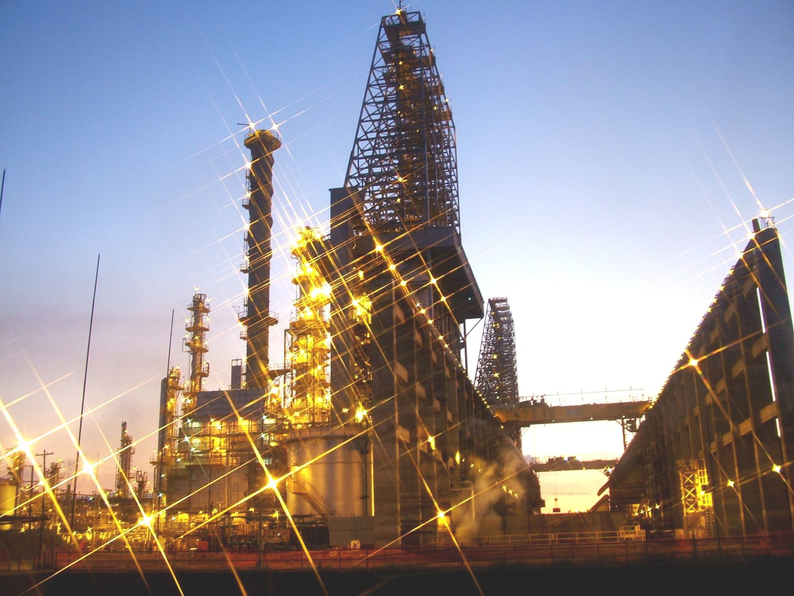 Petrobras's 434,000-b/d Refinaria de Paul&iacute;nia (REPLAN) refinery in Paul&iacute;nia, S&atilde;o Paulo.