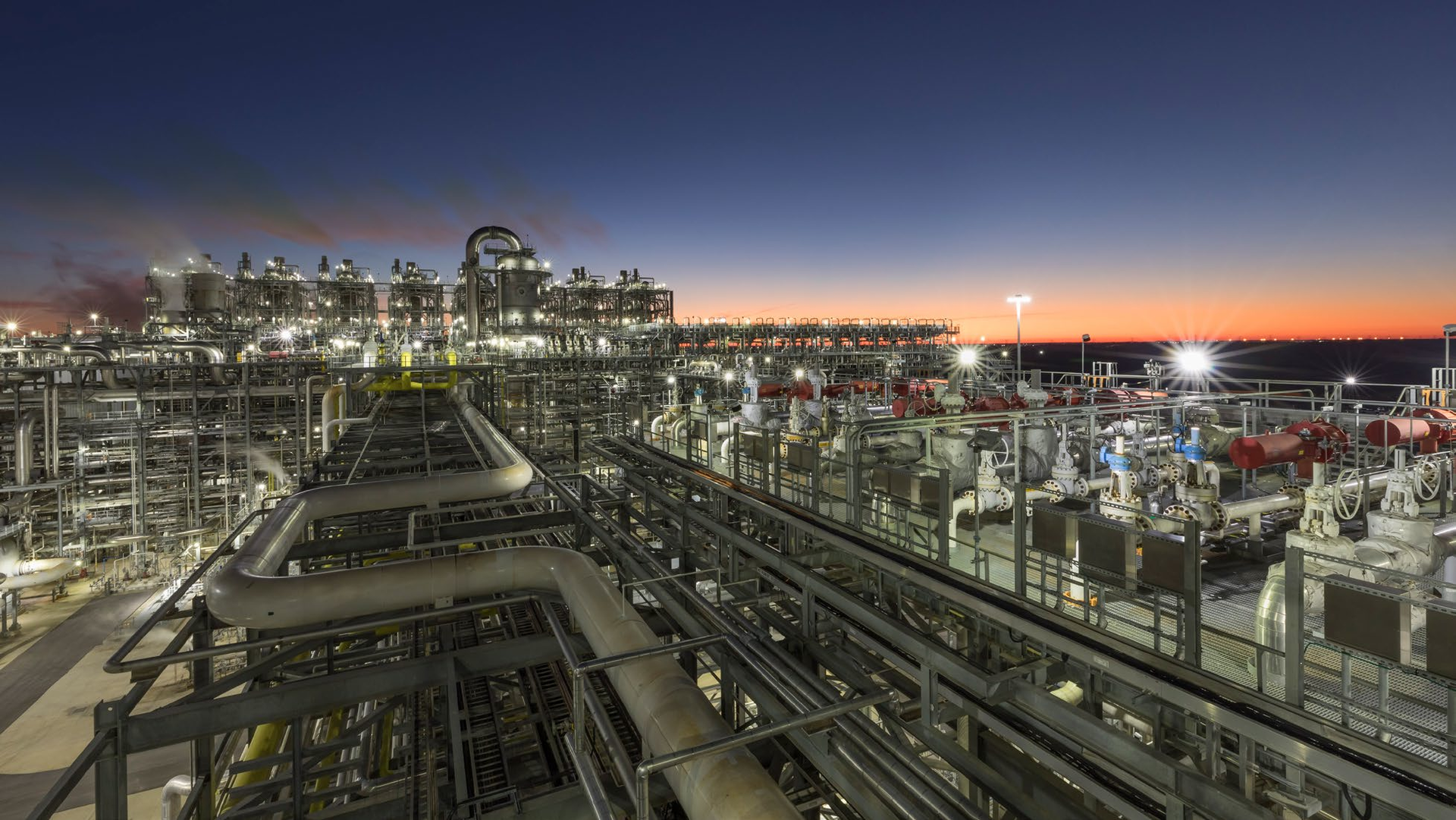 Phillips 66 confirmed in late-April 2021 that its CPChem JV is executing unidentified optimization and debottlenecking projects intended to boost ethylene and polyethylene production capacities at the JV&rsquo;s Cedar Bayou complex in Baytown, Tex. (Fig. 6).