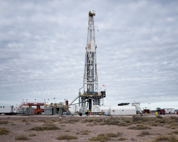 Rig drilling for Wintershall in Aguada Federal, Argentina.