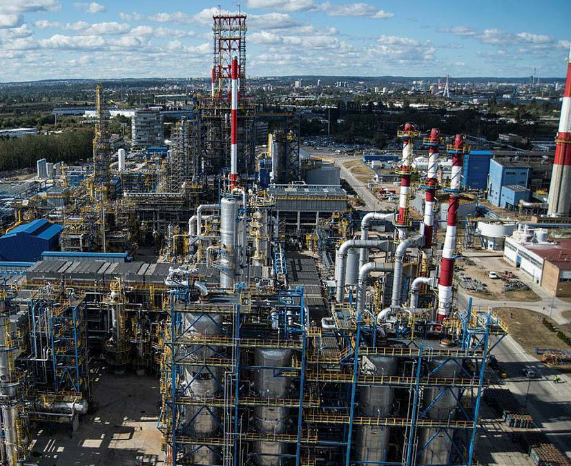 Grupa LOTOS SA 's 10.5-million tonnes/year refining complex in Gda&nacute;sk, Poland.