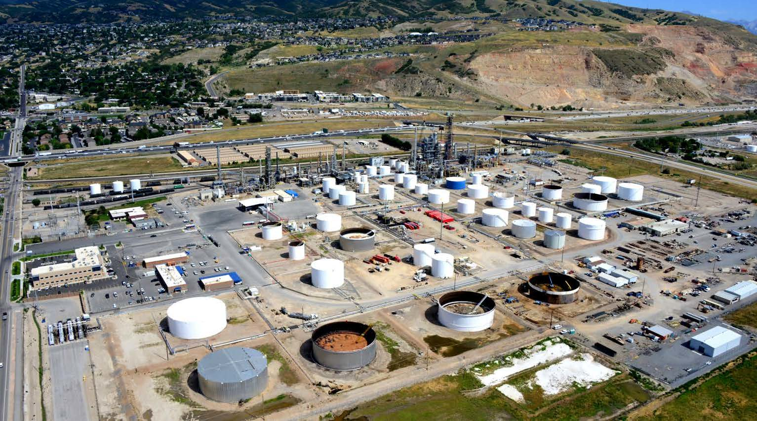 Big West Oil LLC's 33,000-b/d refinery in North Salt Lake City, Utah.