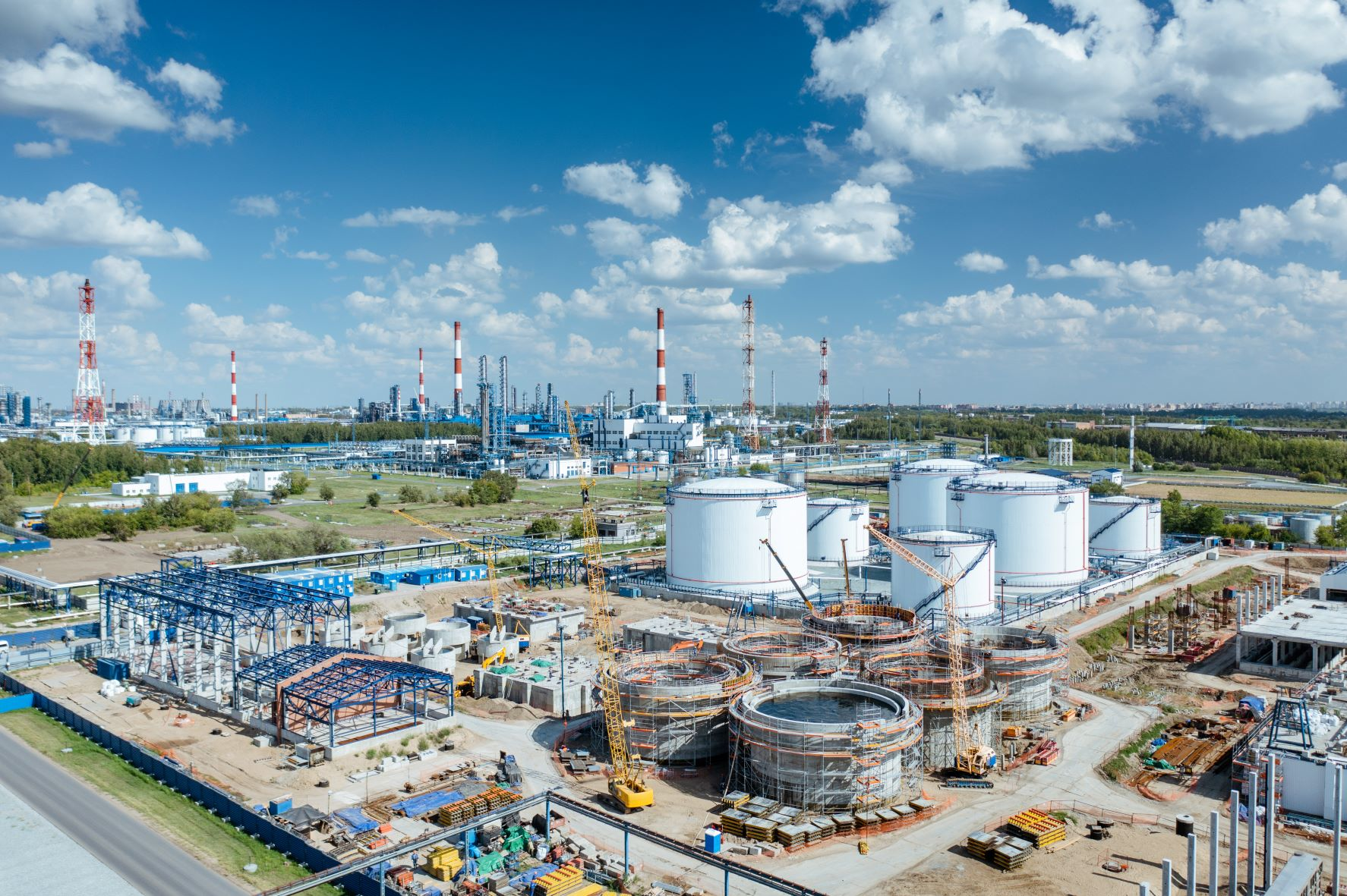 Gazprom Neft’s Omsk Refinery Nearing Startup Of New Clean-diesel Plant ...