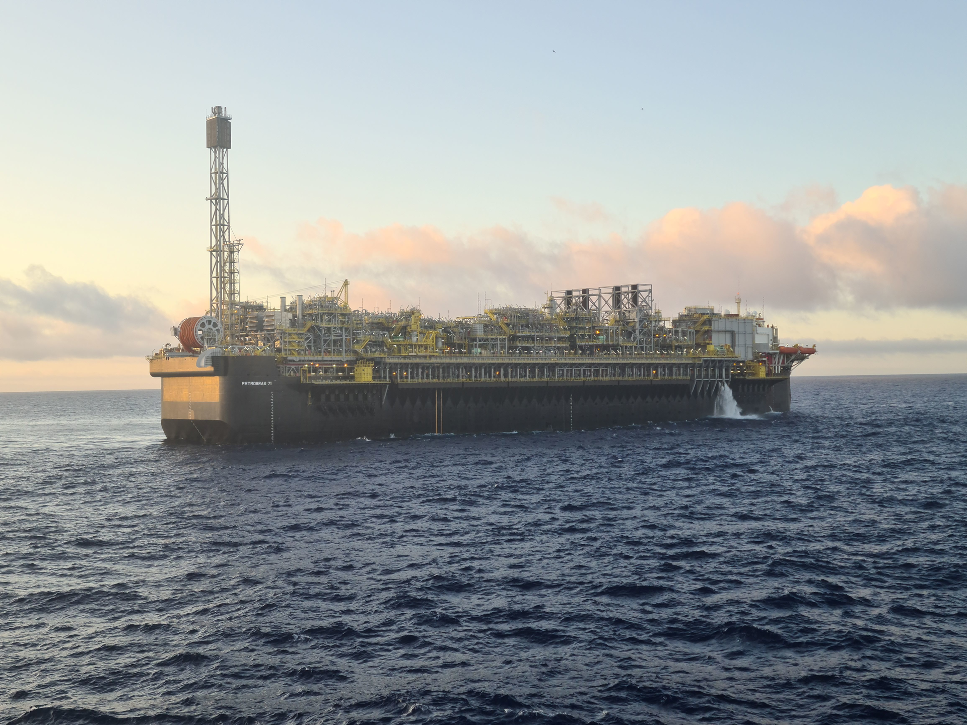 Petrobras Starts Production At Itapu Field | Oil & Gas Journal