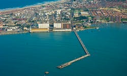 Petróleo Brasileiro SA LUBNOR refinery. Petróleo Brasileiro SA LUBNOR refinery.