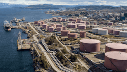 Equinor Refining AS’ 226,000-b/d refinery at Mongstad, on Norway’s western coast. Equinor Refining AS’ 226,000-b/d refinery at Mongstad, on Norway’s western coast.