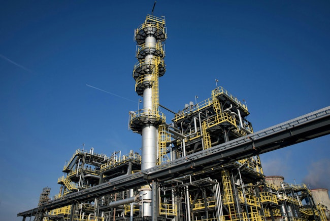 OMV Petrom SA's 4.5-million tpy Petrobrazi refinery in southeast Romania, near Ploiesti City.