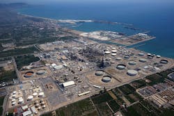 bp’s 104,500-b/d refinery in Castellón, Spain. bp’s 104,500-b/d refinery in Castellón, Spain.