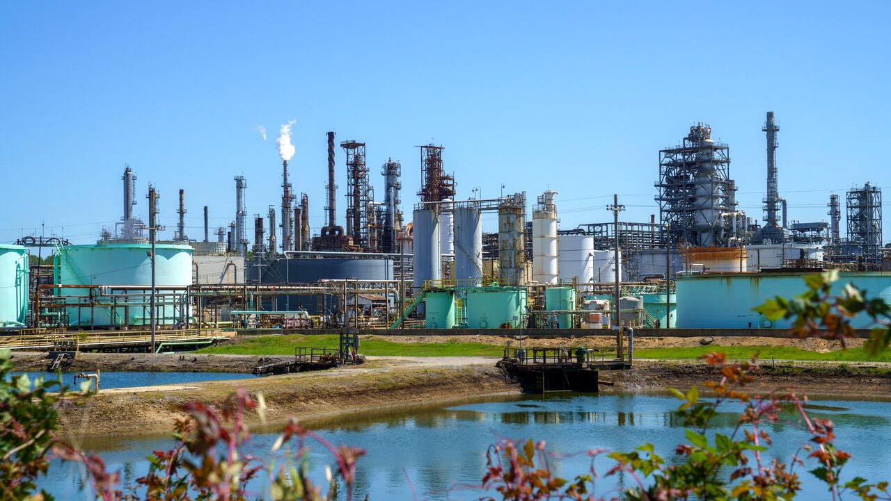 In June 2024, Delek completed installation of a new digital twin at its 80,000-b/d refinery in El Dorado, Ark. (Fig. 1).