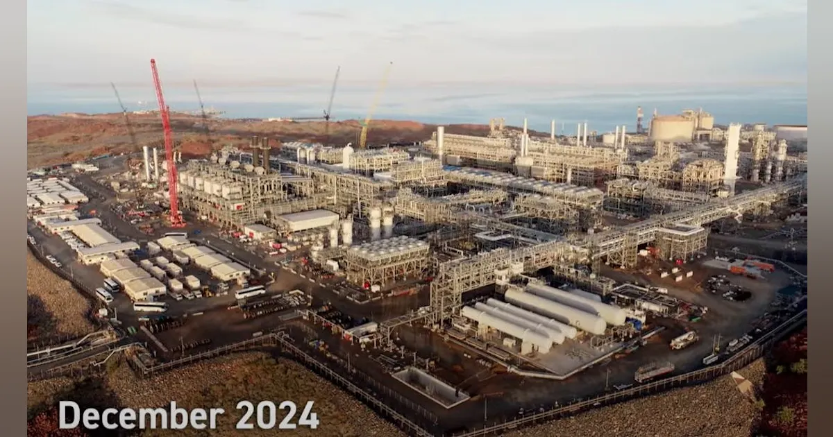 Module Building Lng Woodside takes delivery of final Pluto LNG 2 modules | Oil & Gas Journal