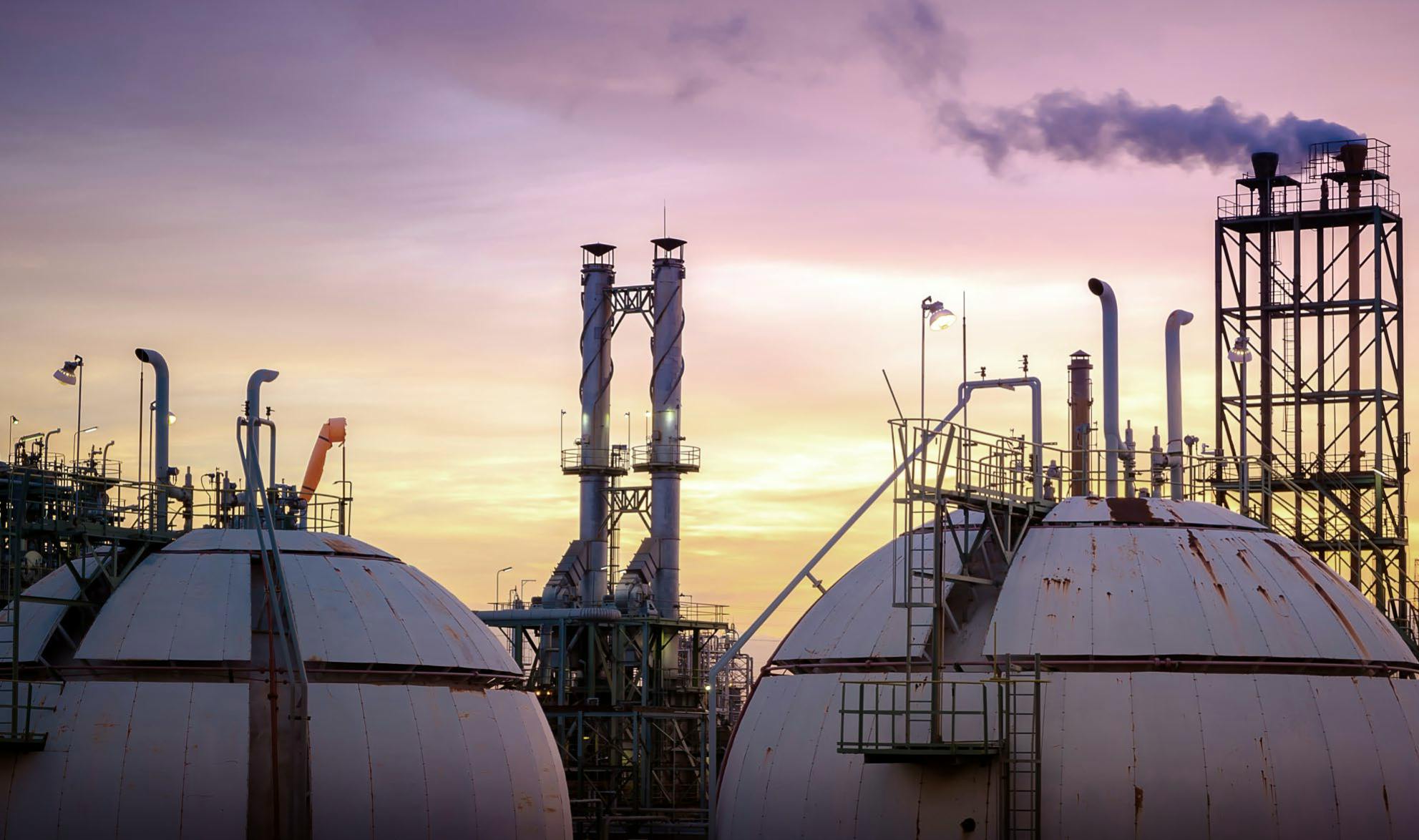 678a7ce86f89e8788f386181 Dle Executive Brief For Downstream Oil And Gas V2