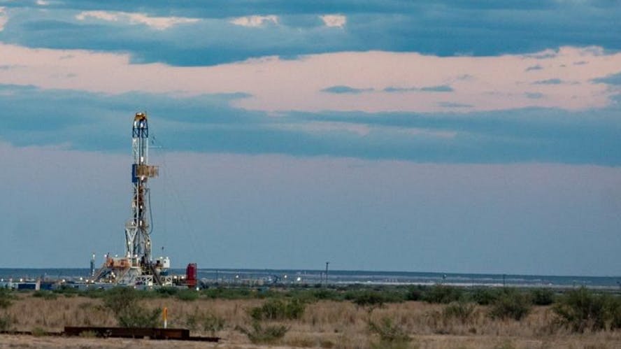 US onshore oil and gas drilling rig