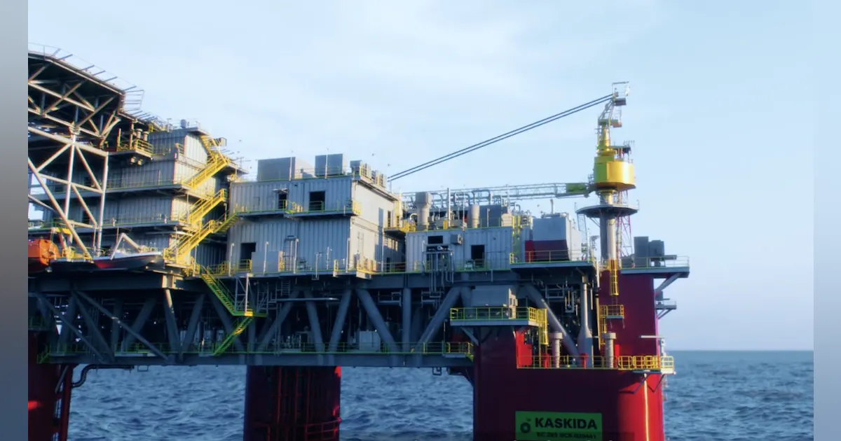 bp farms out stakes in Gulf of Mexico and offshore Brazil prospects to Shell